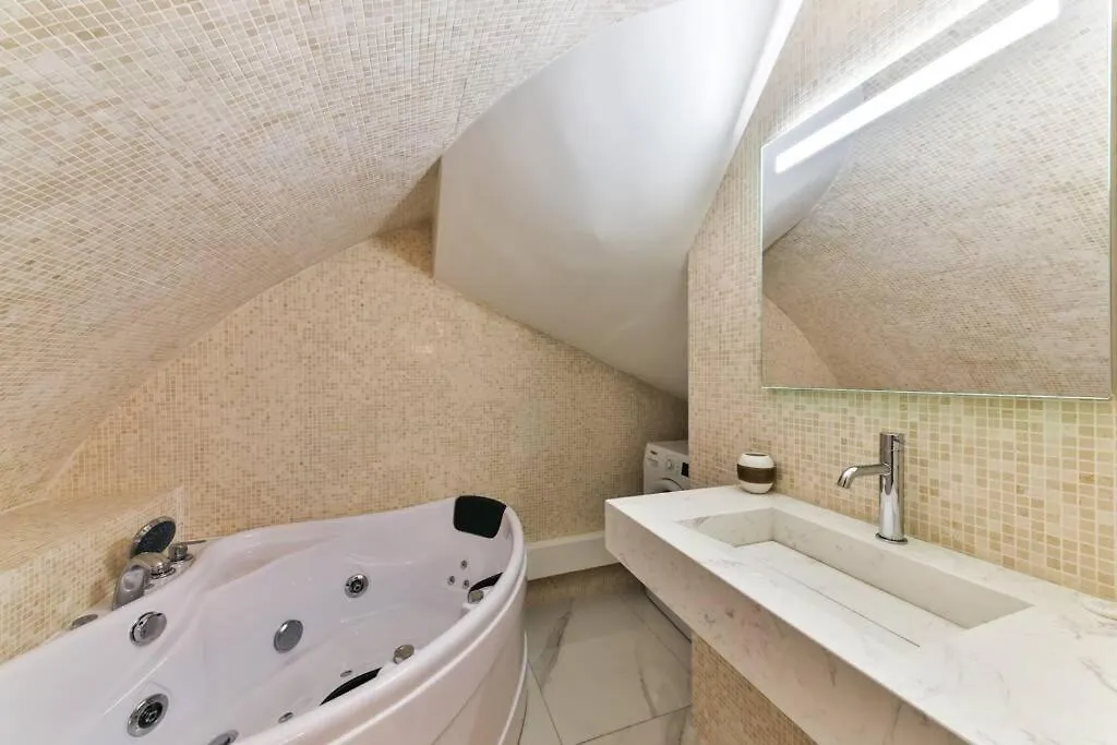New&renovated In Heart Of Paris- 6pers Apartment Paris